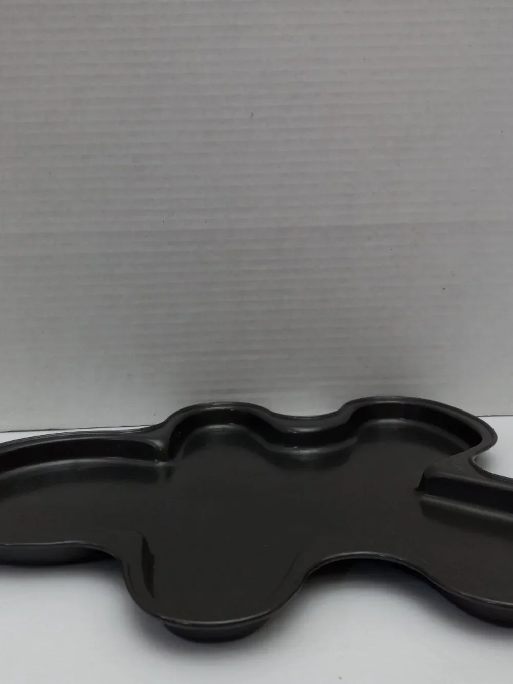 Wilton Large Gingerbread Man Nonstick Christmas Cookie Pan 14.5